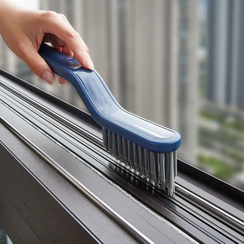 Brosse multifonctionnelle pour les joints de sol