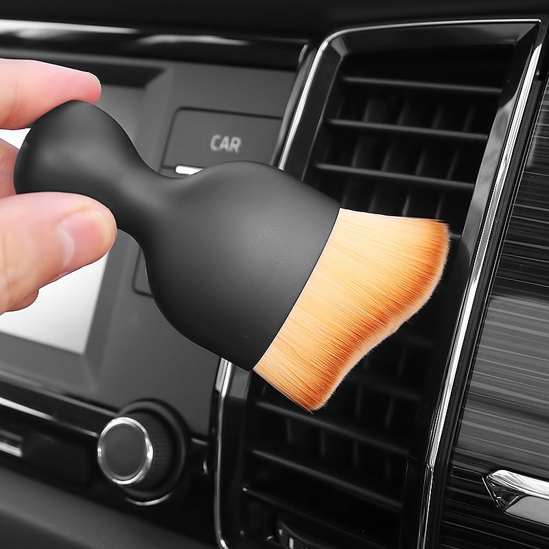 Outils de nettoyage pour l'intérieur de la voiture