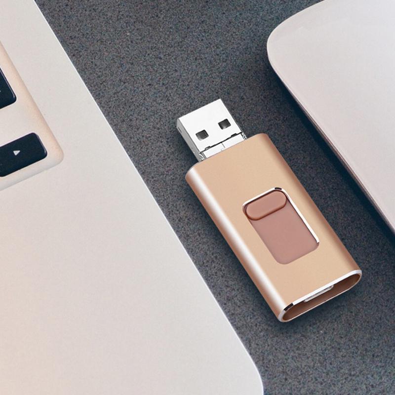 Clé USB 4 en 1