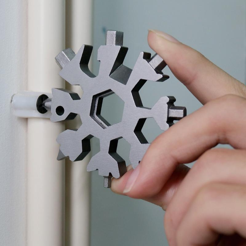 Outil multifonction en acier inoxydable 18-en-1 en forme de flocon de neige