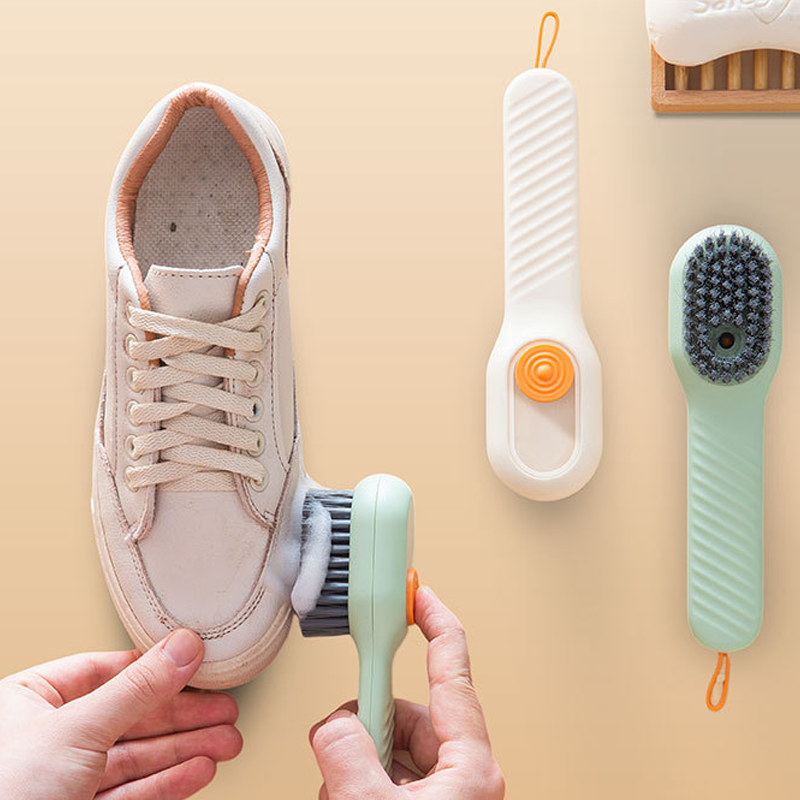 Brosse de nettoyage domestique avec poils doux
