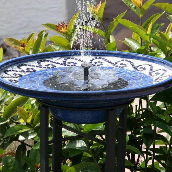 Calviro - Pompe de Fontaine Solaire